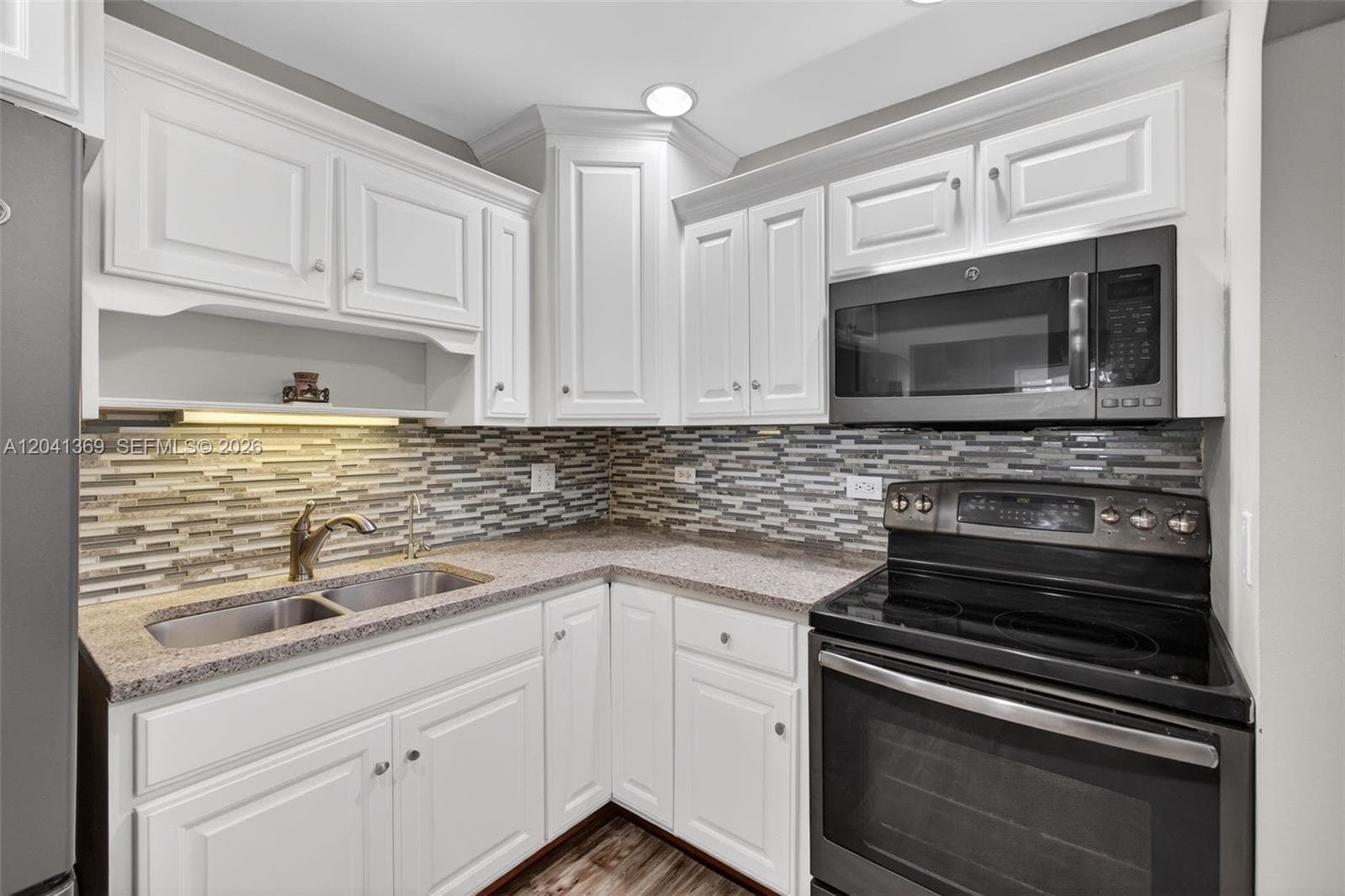 Shore Club Apts · #205 in North Palm Beach - Photo 21