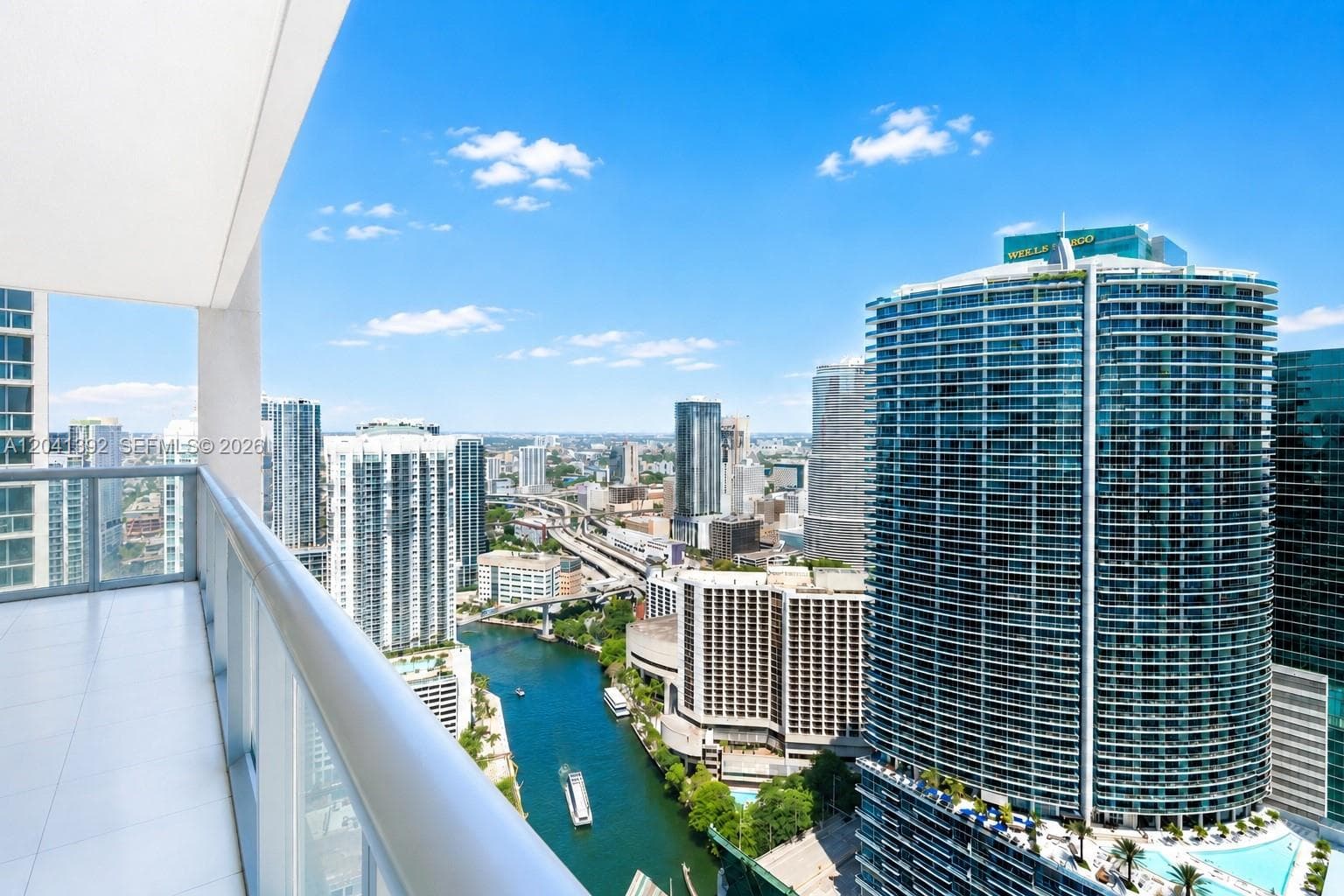 Icon Brickell I · #4715 in Miami - Photo 20