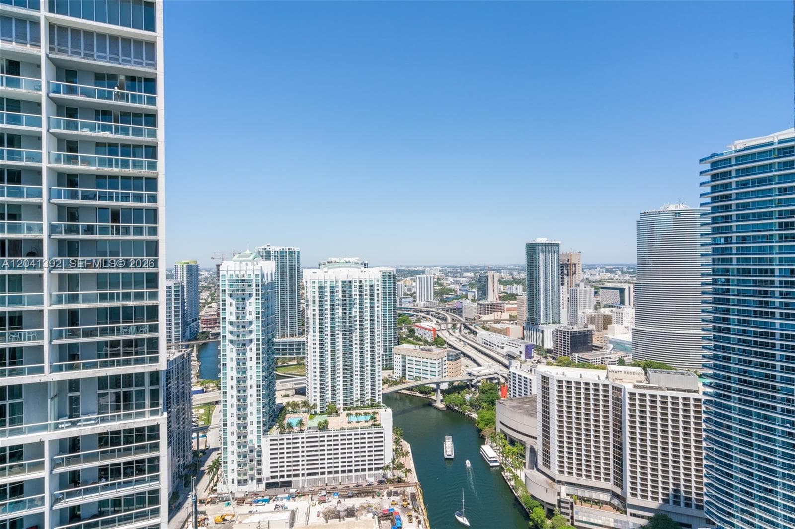 Icon Brickell I · #4715 in Miami - Photo 24