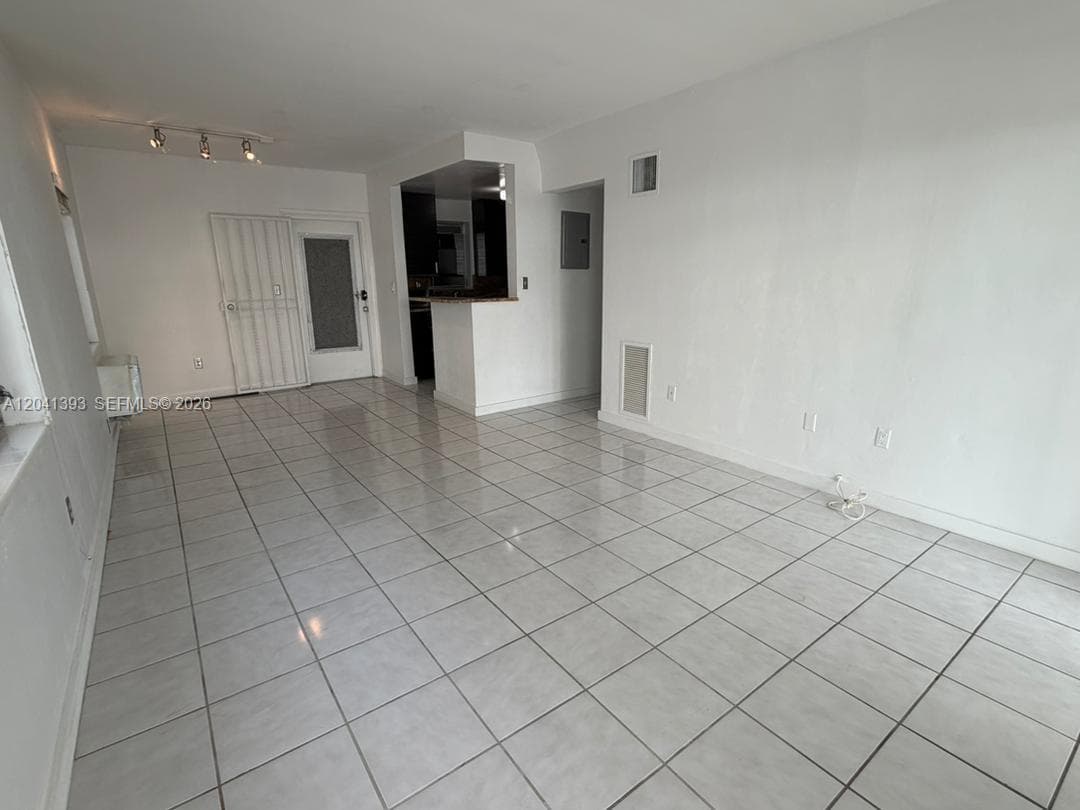 641 ESPANOLA WAY CONDO · #3 in Miami Beach - Photo 10