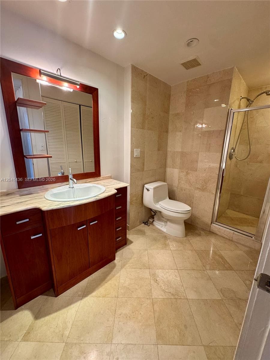 MARINA TOWER CONDO · #15F in Aventura - Photo 26