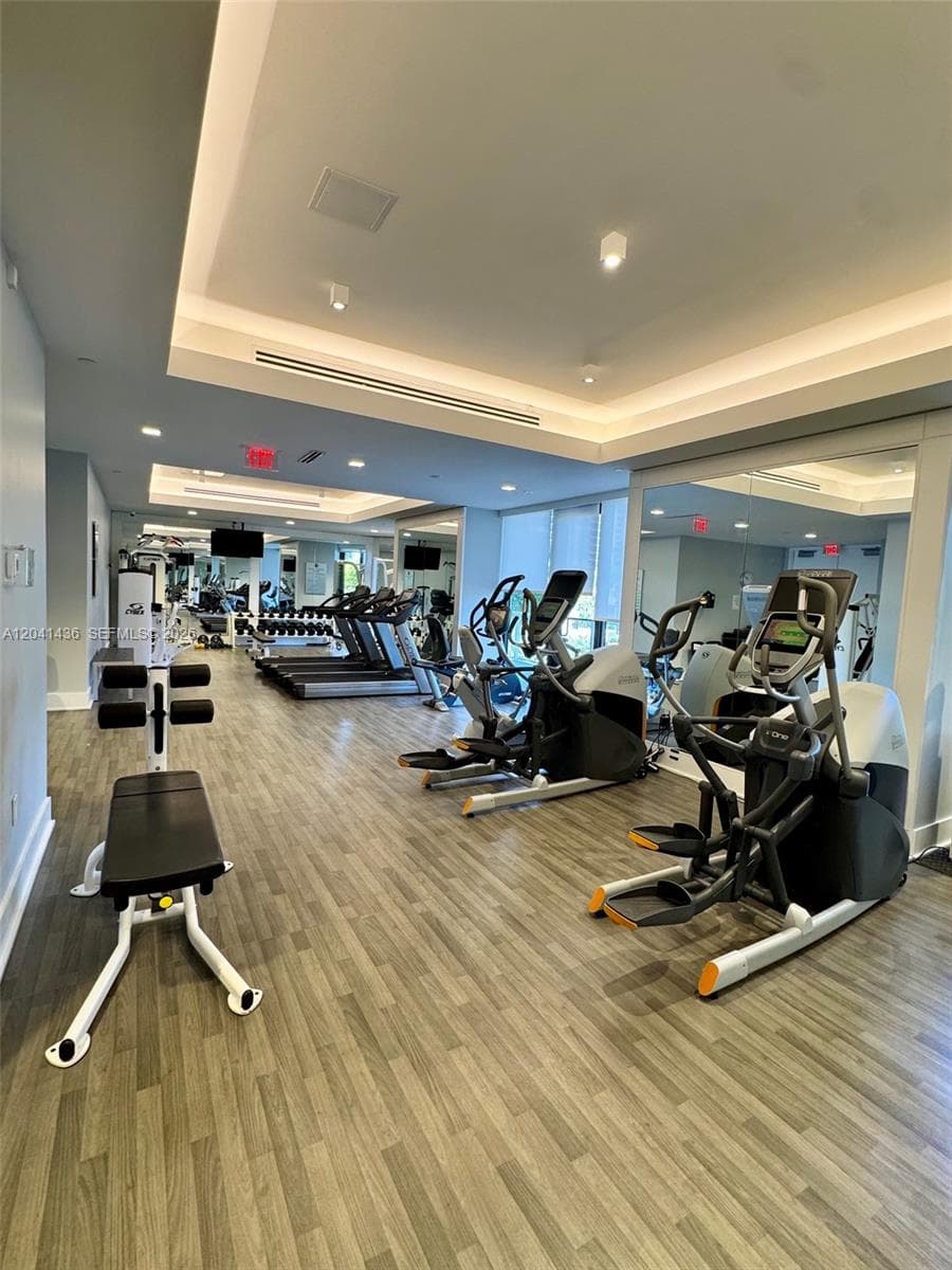 MARINA TOWER CONDO · #15F in Aventura - Photo 36