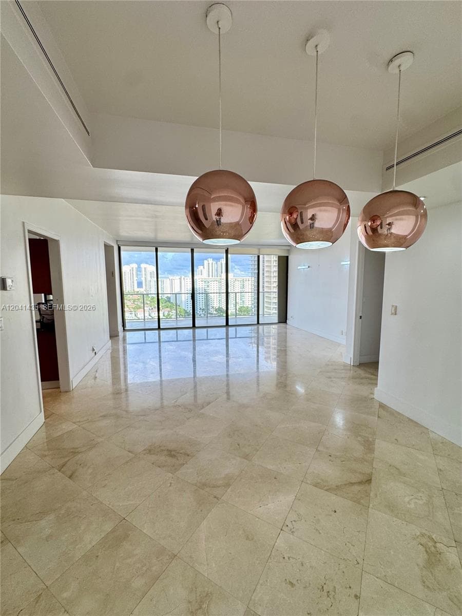 MARINA TOWER CONDO · #15F in Aventura - Photo 5