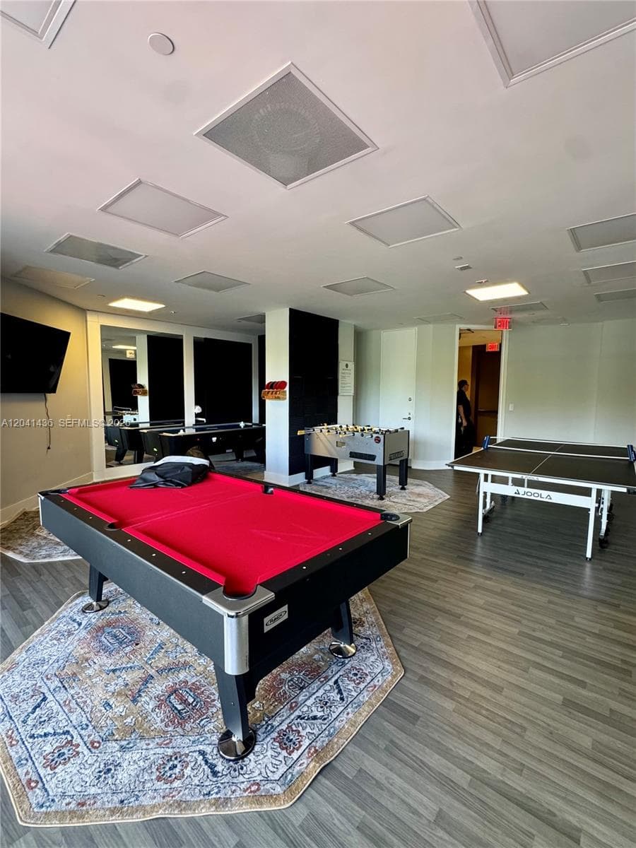 MARINA TOWER CONDO · #15F in Aventura - Photo 41