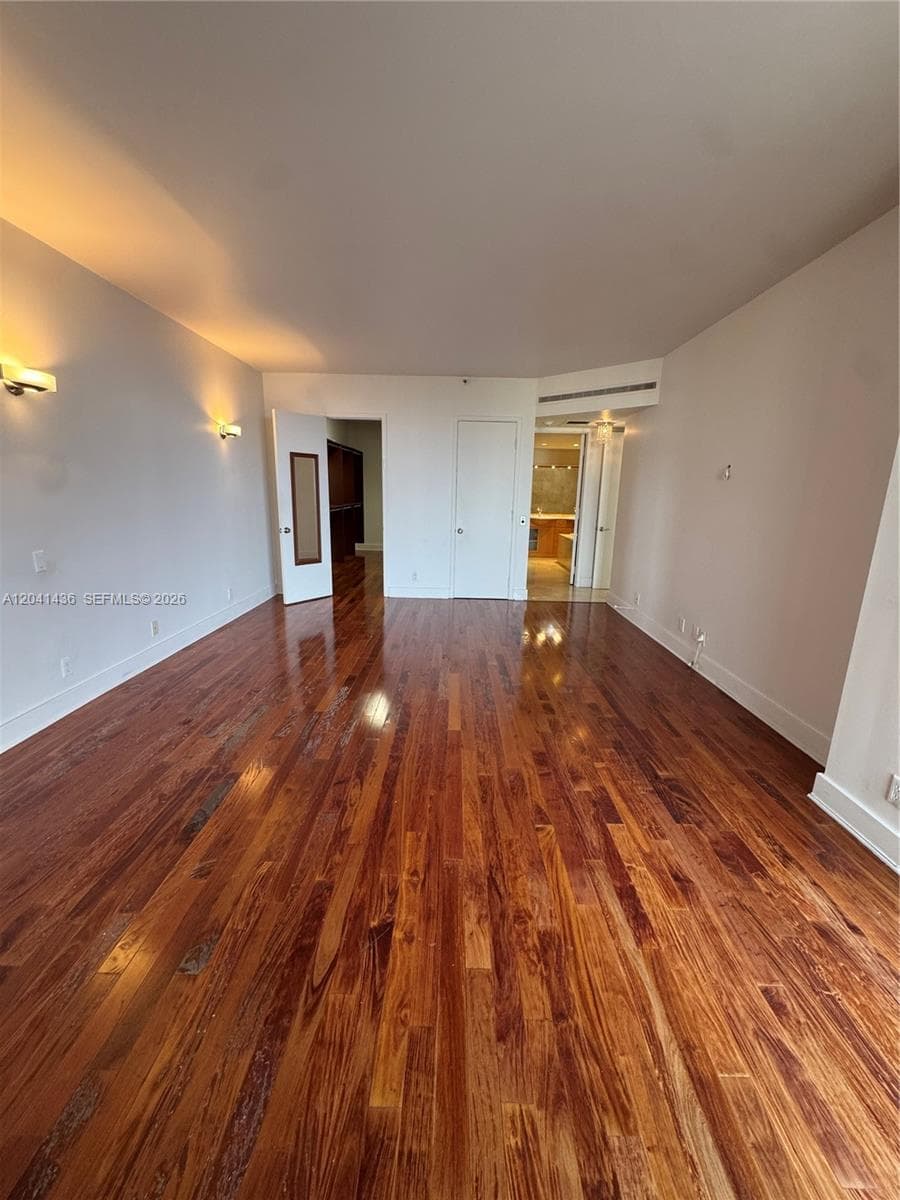 MARINA TOWER CONDO · #15F in Aventura - Photo 15
