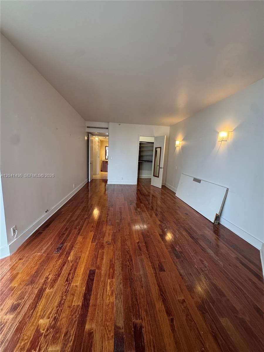 MARINA TOWER CONDO · #15F in Aventura - Photo 25