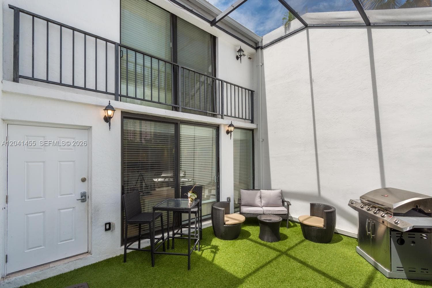 425 Grapetree Dr #206 photo 27