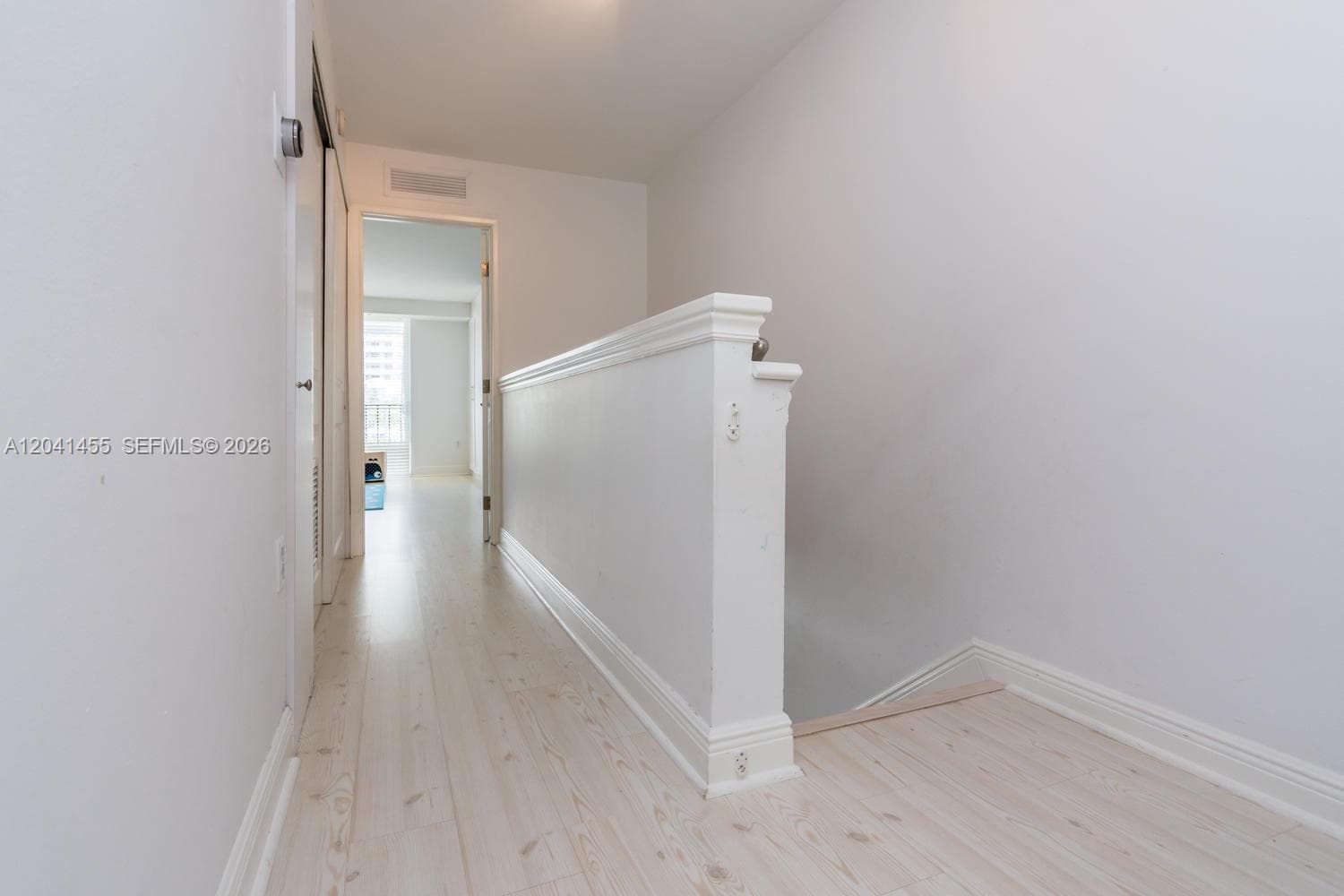425 Grapetree Dr #206 photo 19