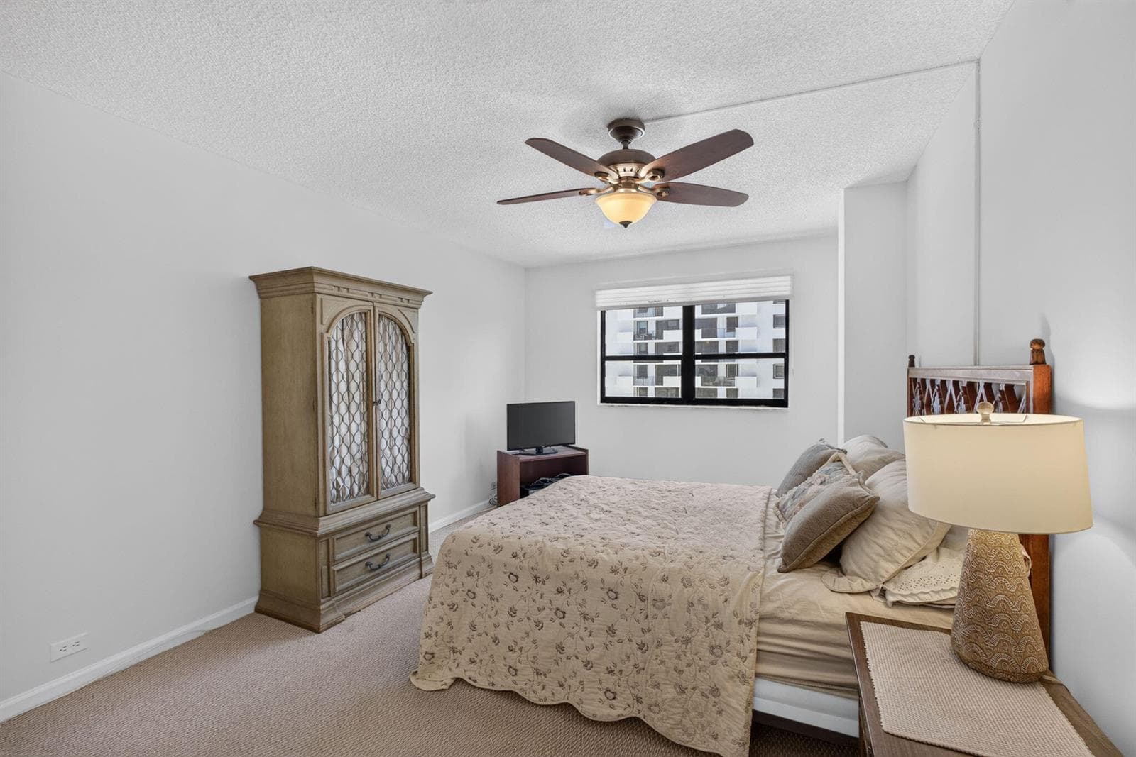 Primary suite