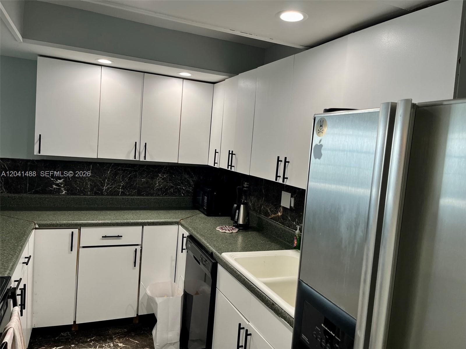 WINSTON TOWERS 100 CONDO · #2301 in Sunny Isles Beach - Photo 6