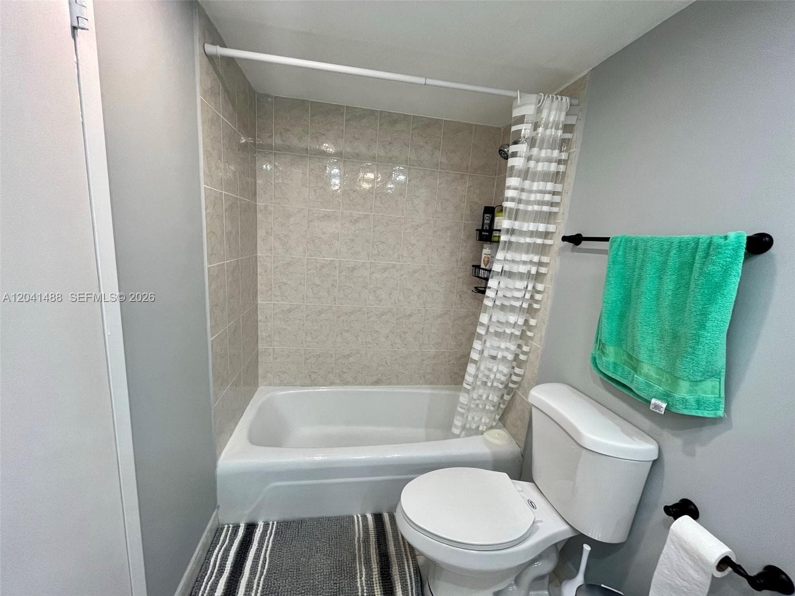 WINSTON TOWERS 100 CONDO · #2301 in Sunny Isles Beach - Photo 17