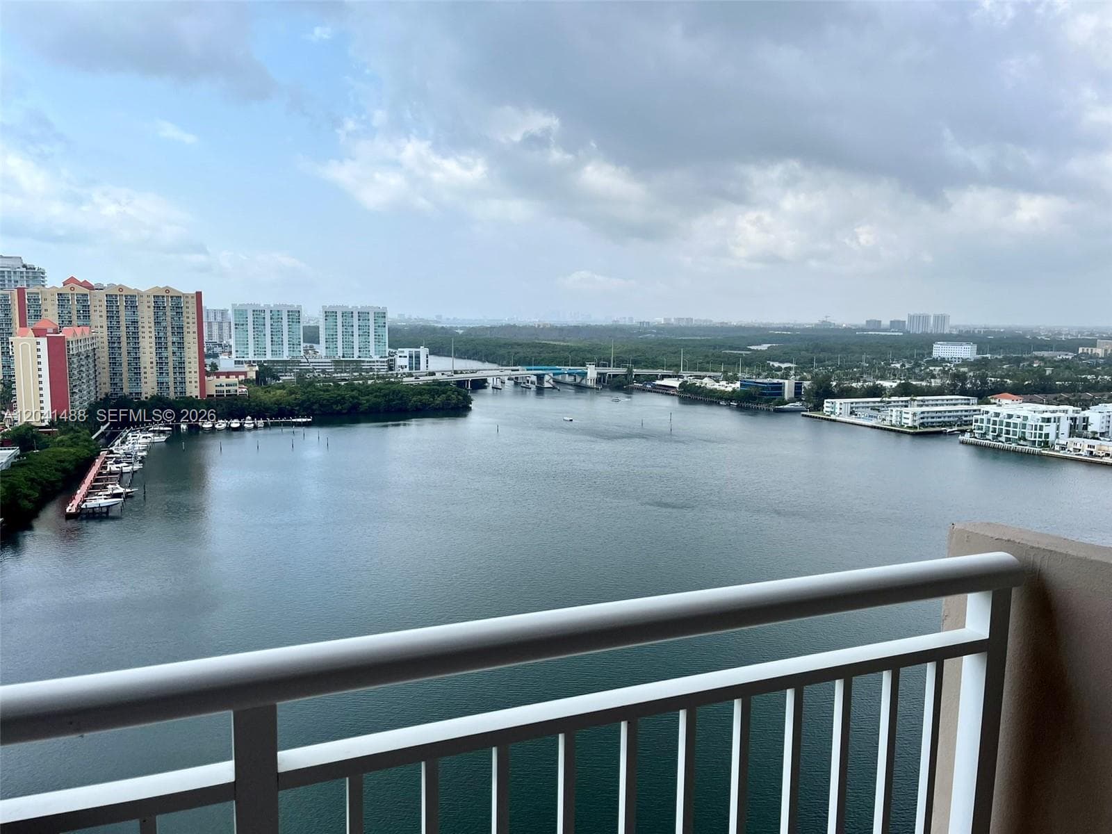 WINSTON TOWERS 100 CONDO · #2301 in Sunny Isles Beach - Photo 1