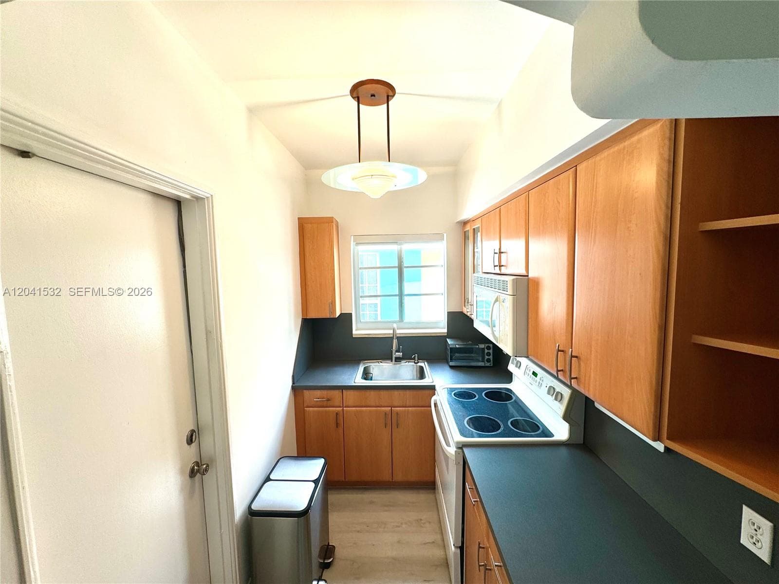 MERIDIAN PARK CONDO · #204 in Miami Beach - Photo 5
