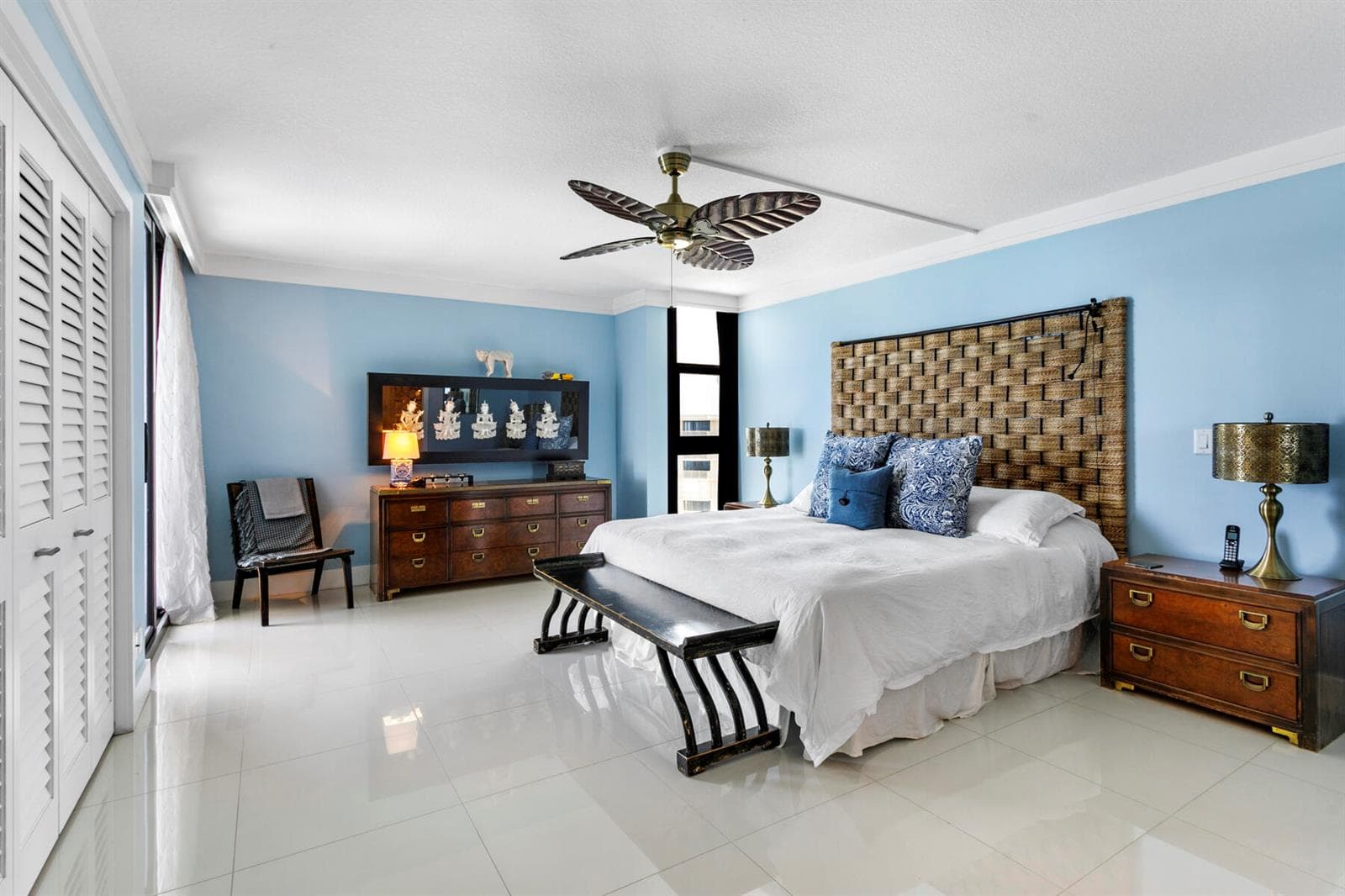 Master Bedroom pic 1