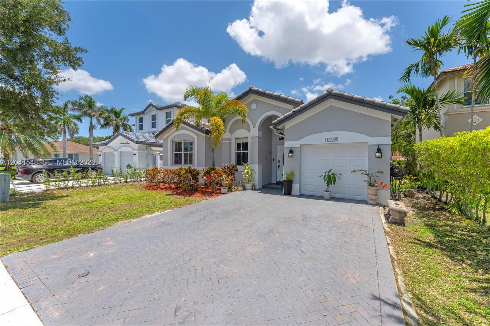 15506 SW 25th Ter photo 3