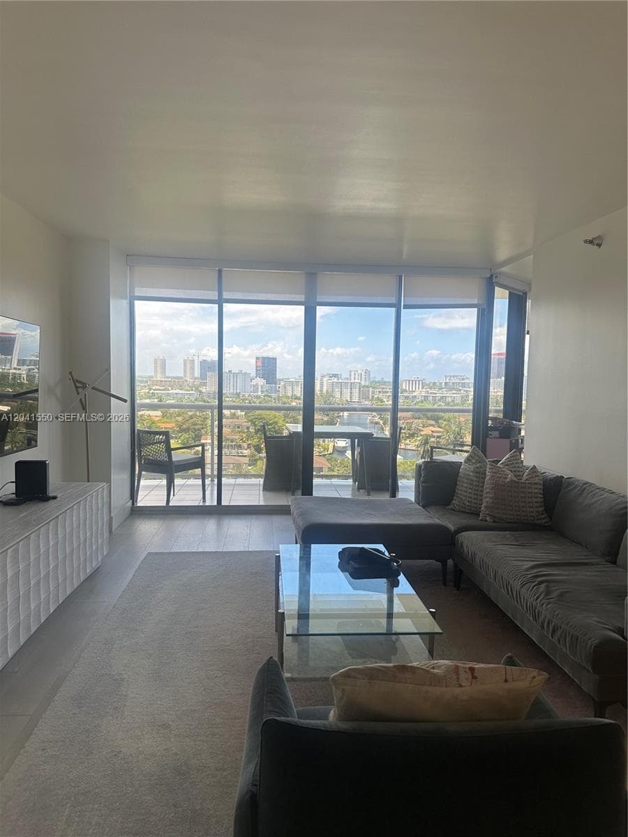 Harborside · #1403 in Aventura - Photo 9
