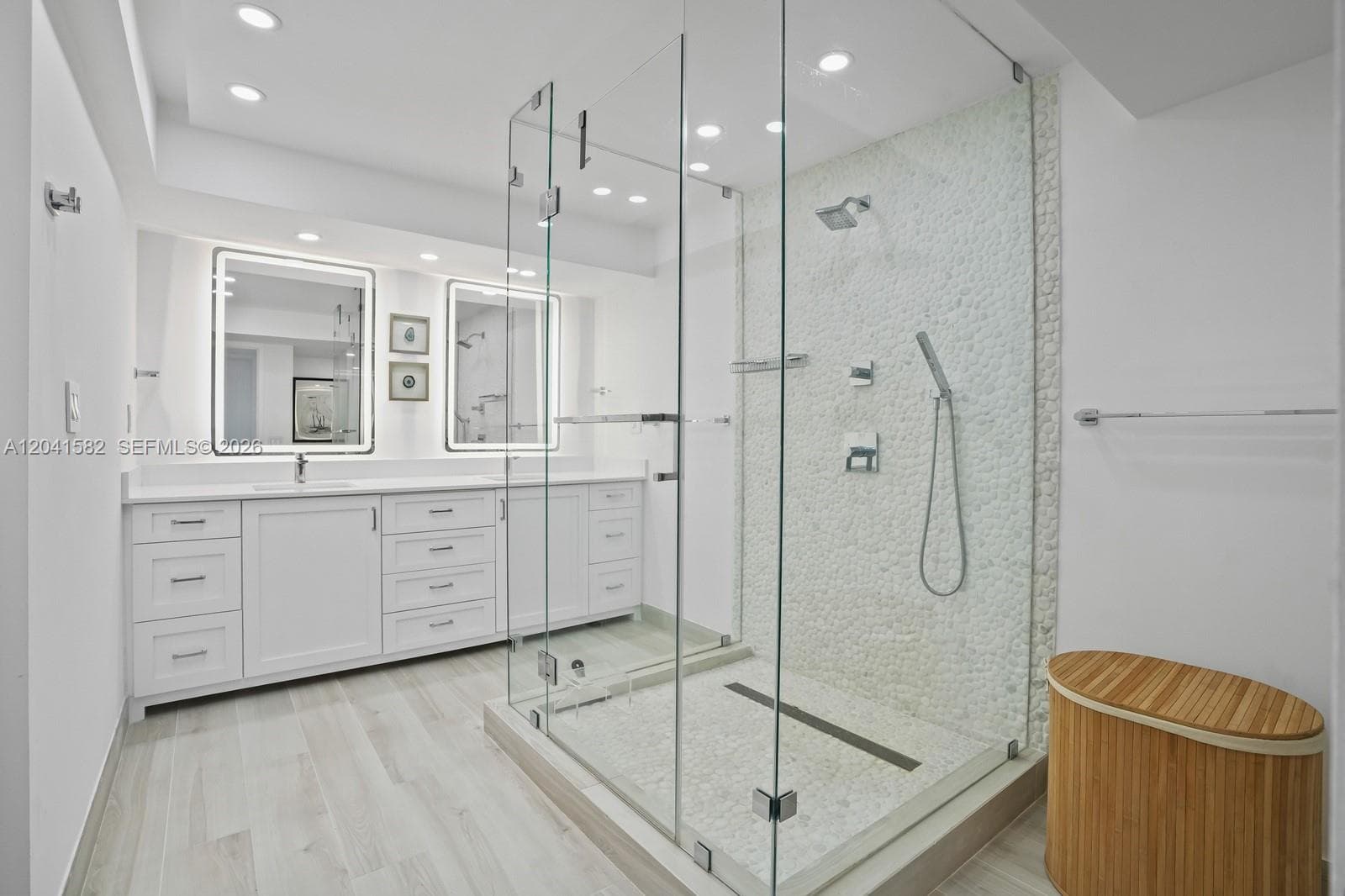 MAR DEL PLATA CONDO · #203 in Miami Beach - Photo 6