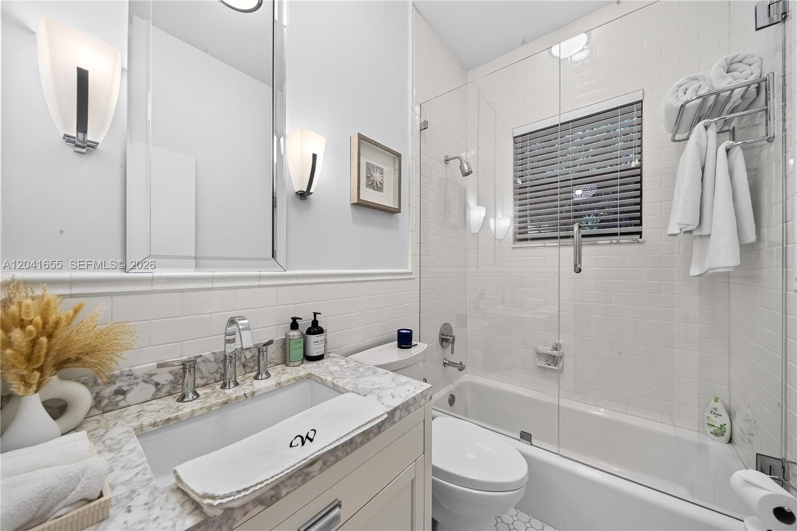 460 W Dilido Dr photo 24