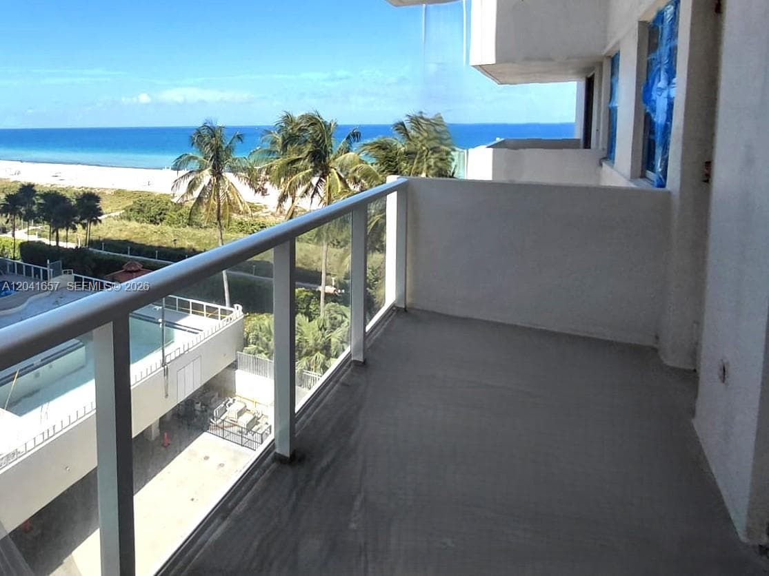 ARLEN BEACH CONDO · #619 in Miami Beach - Photo 6