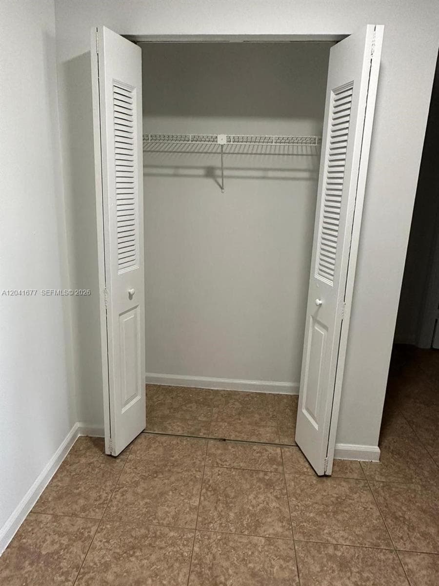 CROSS CREEK CONDO · #B44 in West Palm Beach - Photo 5