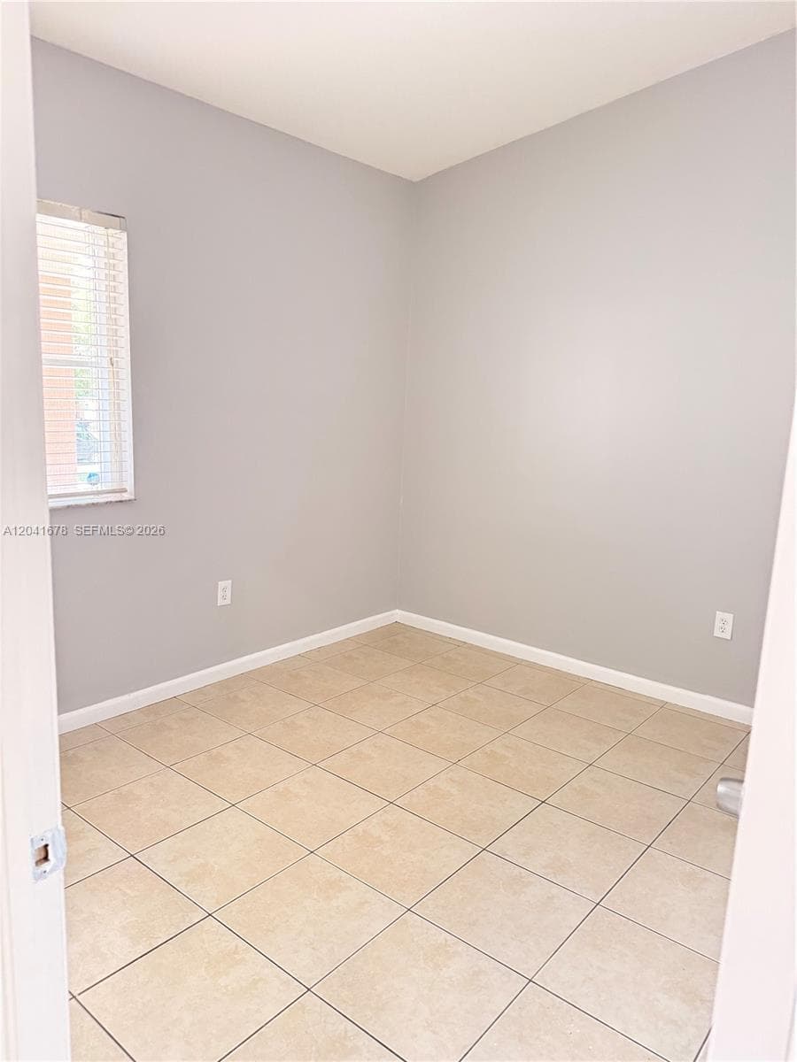 VENETIA GARDENS SOUTH CON · #205-31 in Homestead - Photo 11