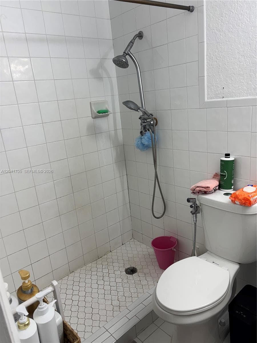 21122 NW 39th Ave photo 17