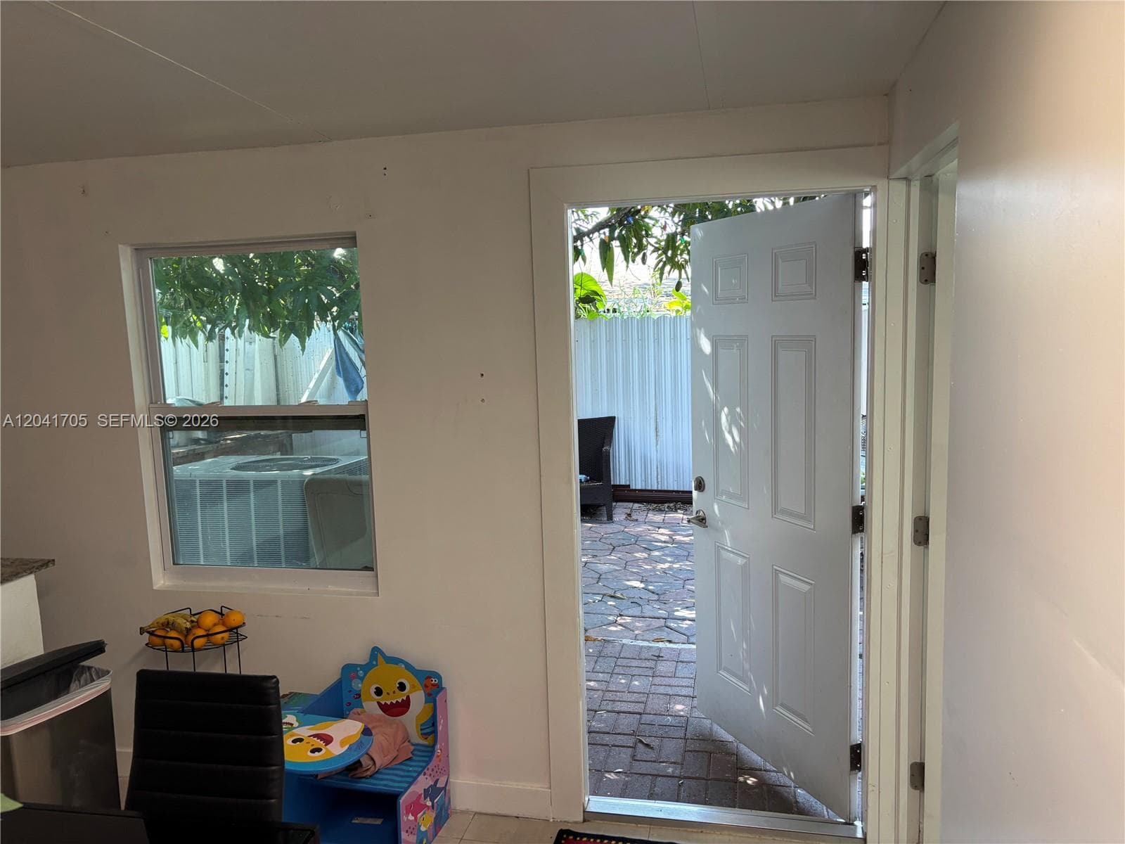 21122 NW 39th Ave photo 24