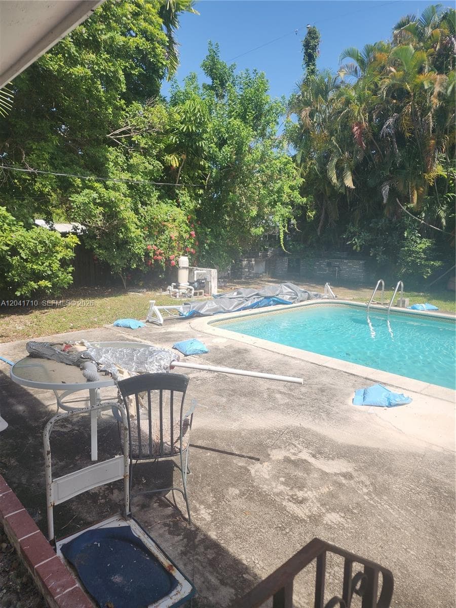 2070 Keystone Blvd photo 9