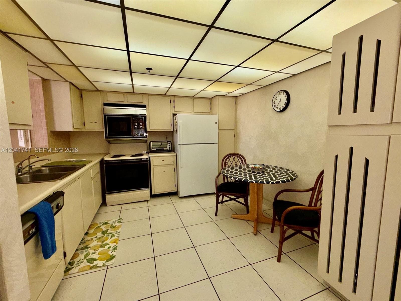 WINSTON TOWERS · #405 in Sunny Isles Beach - Photo 7