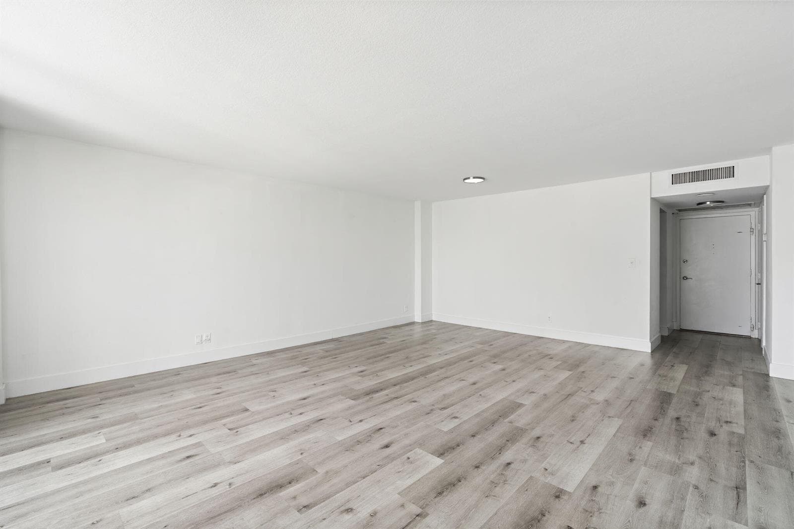 Laminate floors throughout