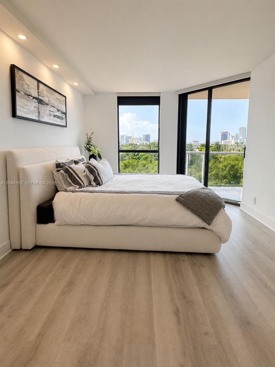 HARBORSIDE AT THE WATERWA · #502 in Aventura - Photo 16