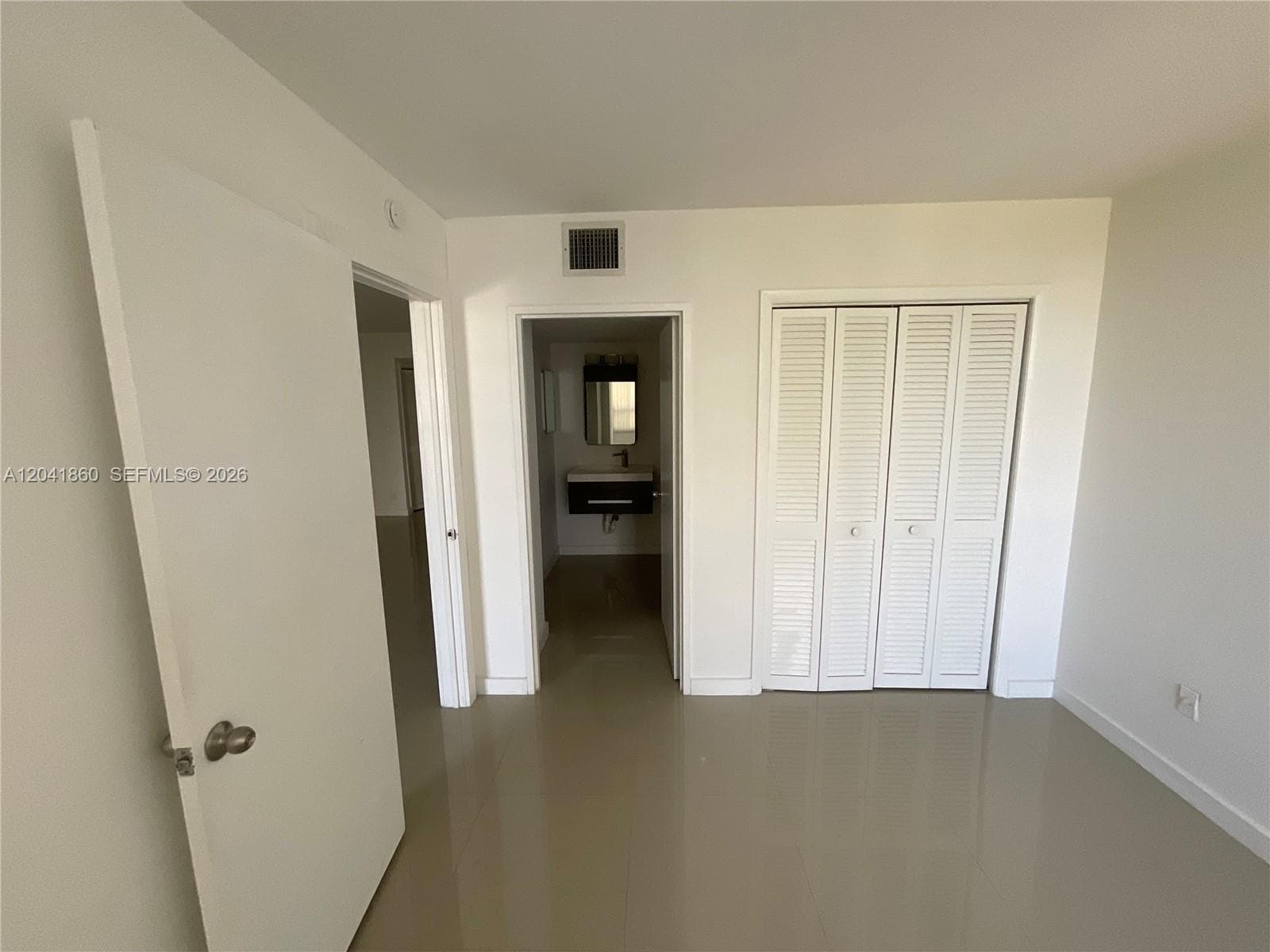 OLYMPUS CONDO PHASE · #223 in Hallandale Beach - Photo 16