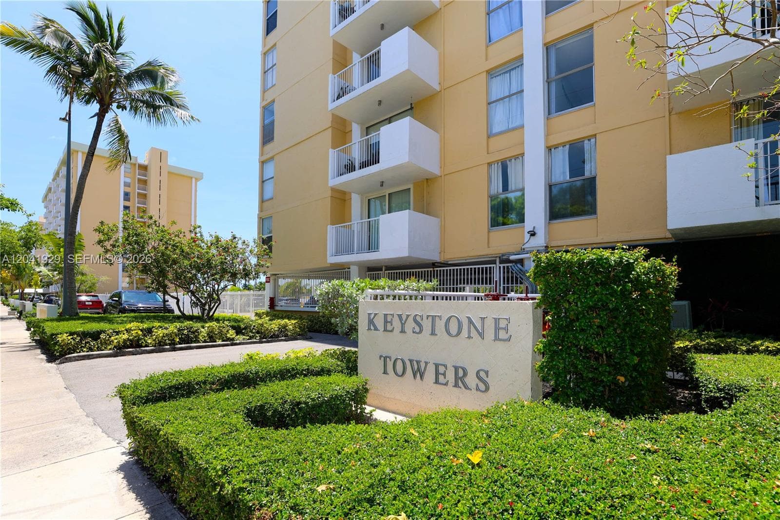 KEYSTONE TOWERS CONDO · #906 in North Miami - Photo 10