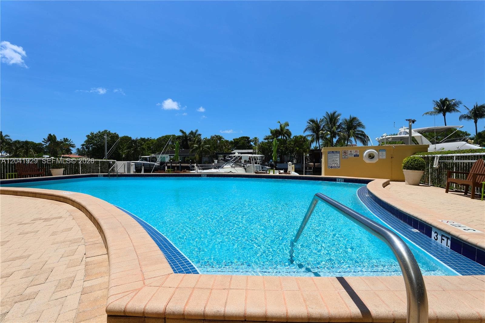 KEYSTONE TOWERS CONDO · #906 in North Miami - Photo 18