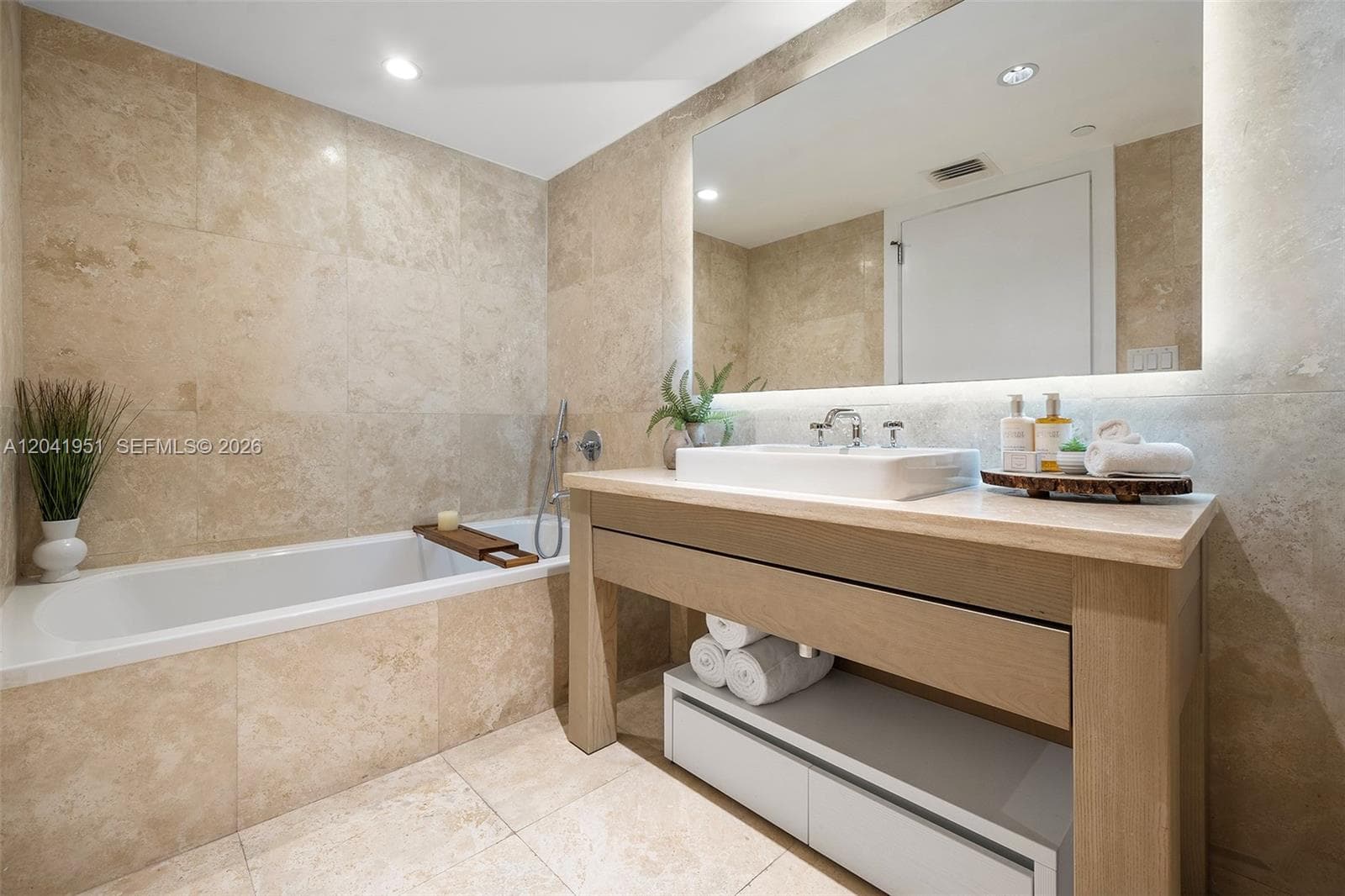 1 Hotel & Homes · #1213 in Miami Beach - Photo 25