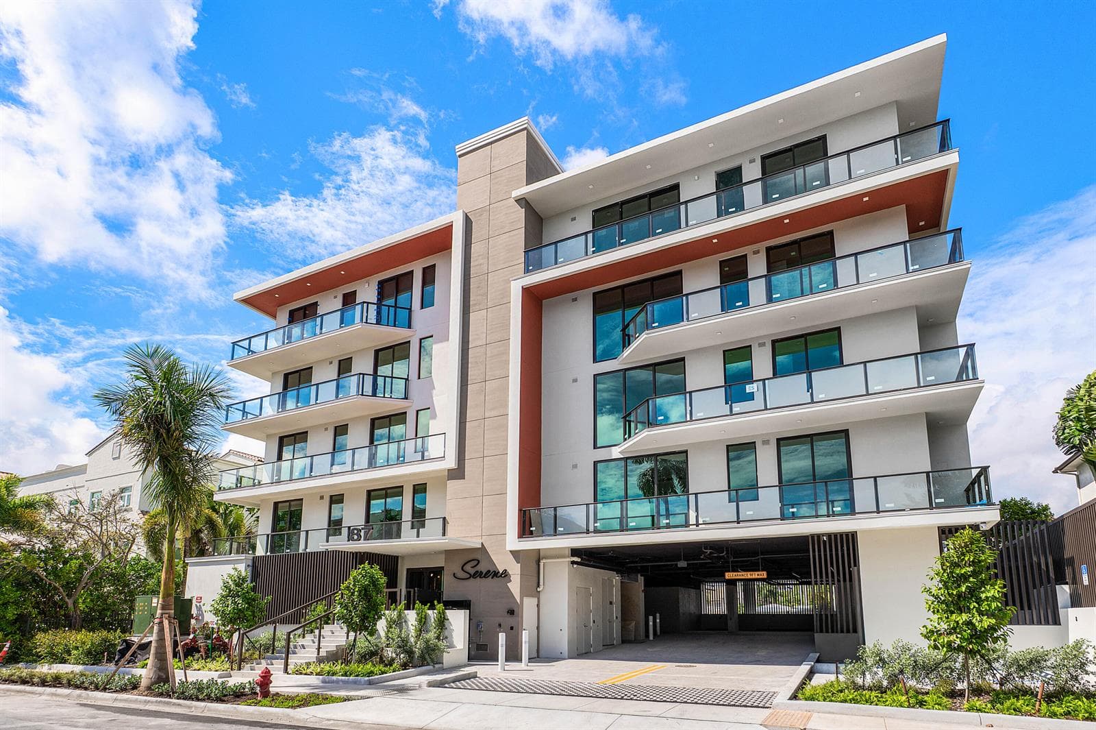 003-87IsleofVeniceDrive-FortLauderdale-F