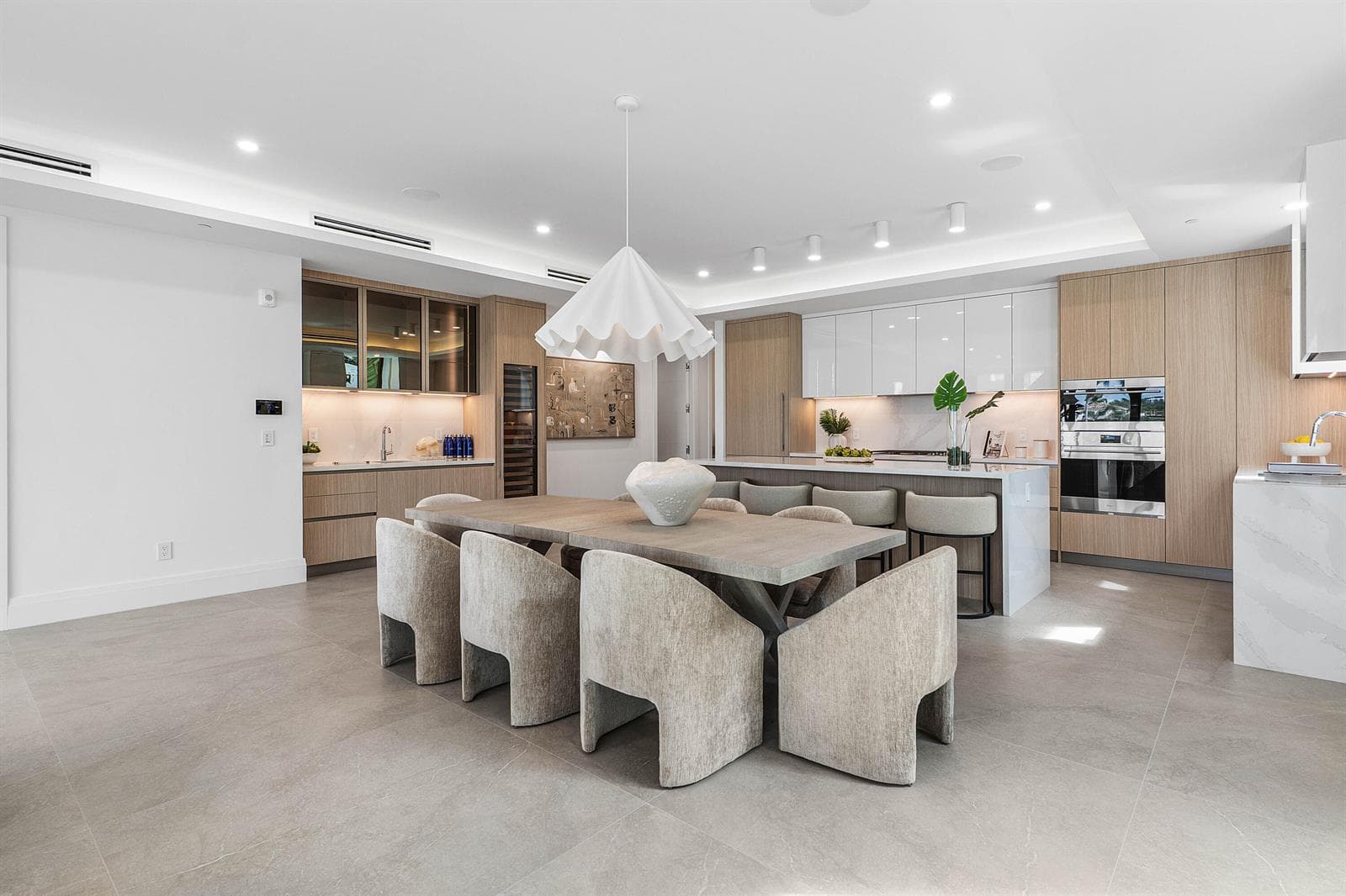 013-87IsleofVeniceDrive-FortLauderdale-F