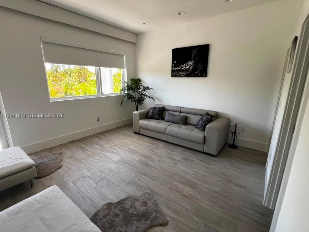 18975 Atlantic Blvd #18975 photo 27
