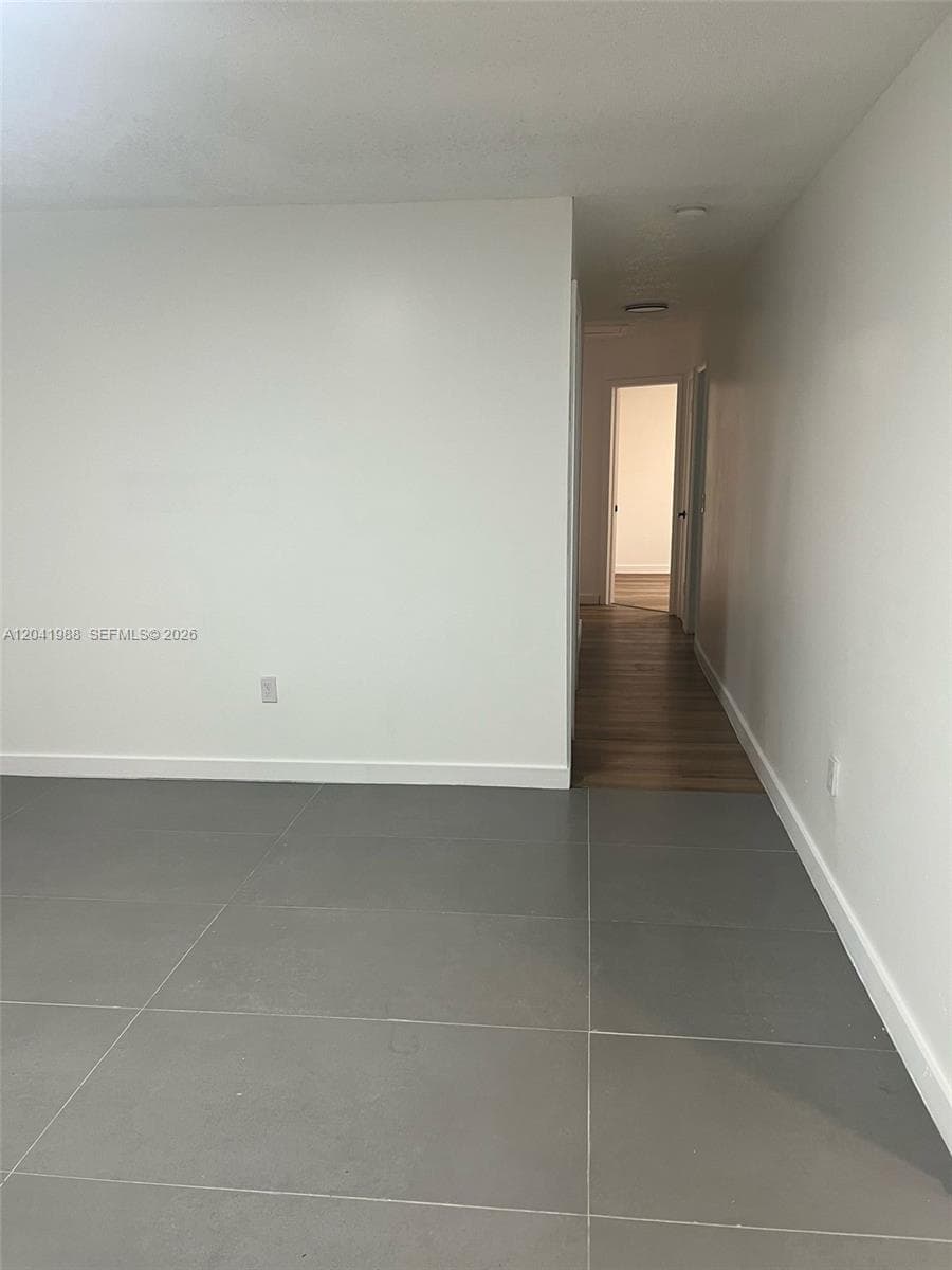 2611 NE 204th Ter photo 16