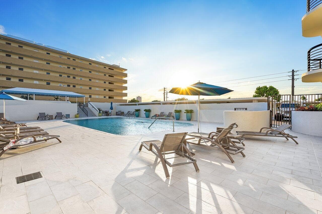 048-250SouthOceanBoulevard-BocaRaton-FL-
