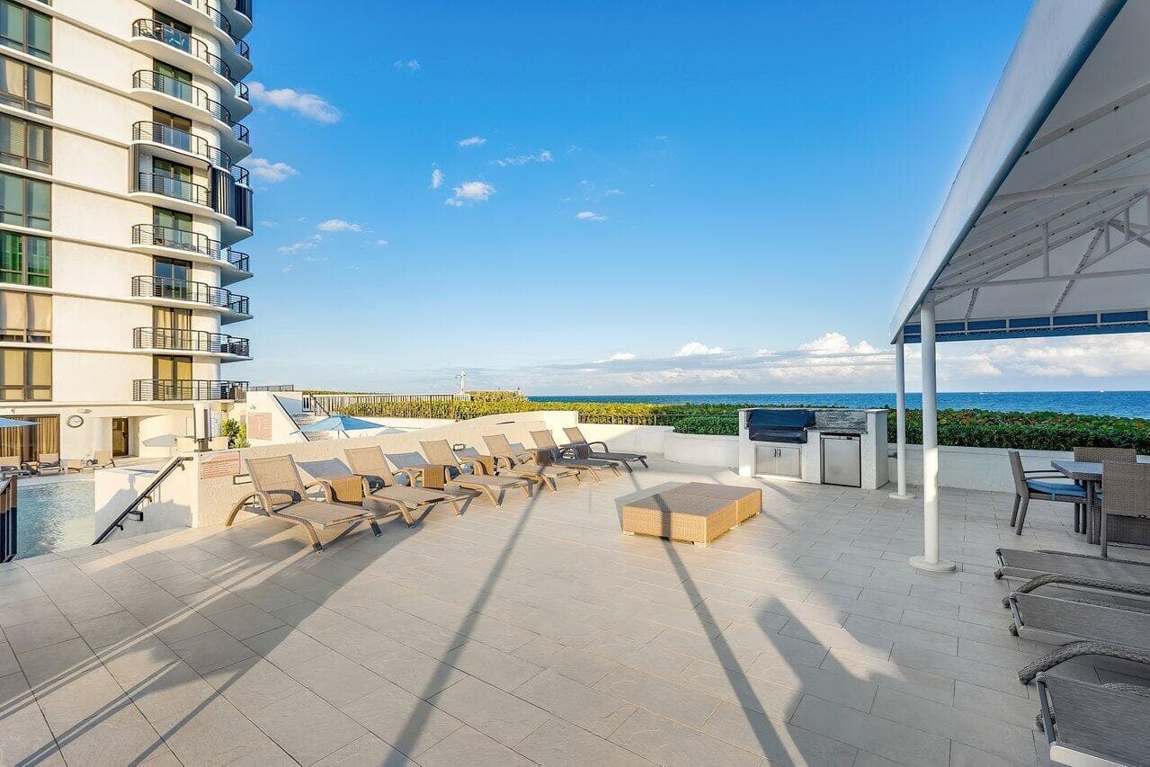 049-250SouthOceanBoulevard-BocaRaton-FL-