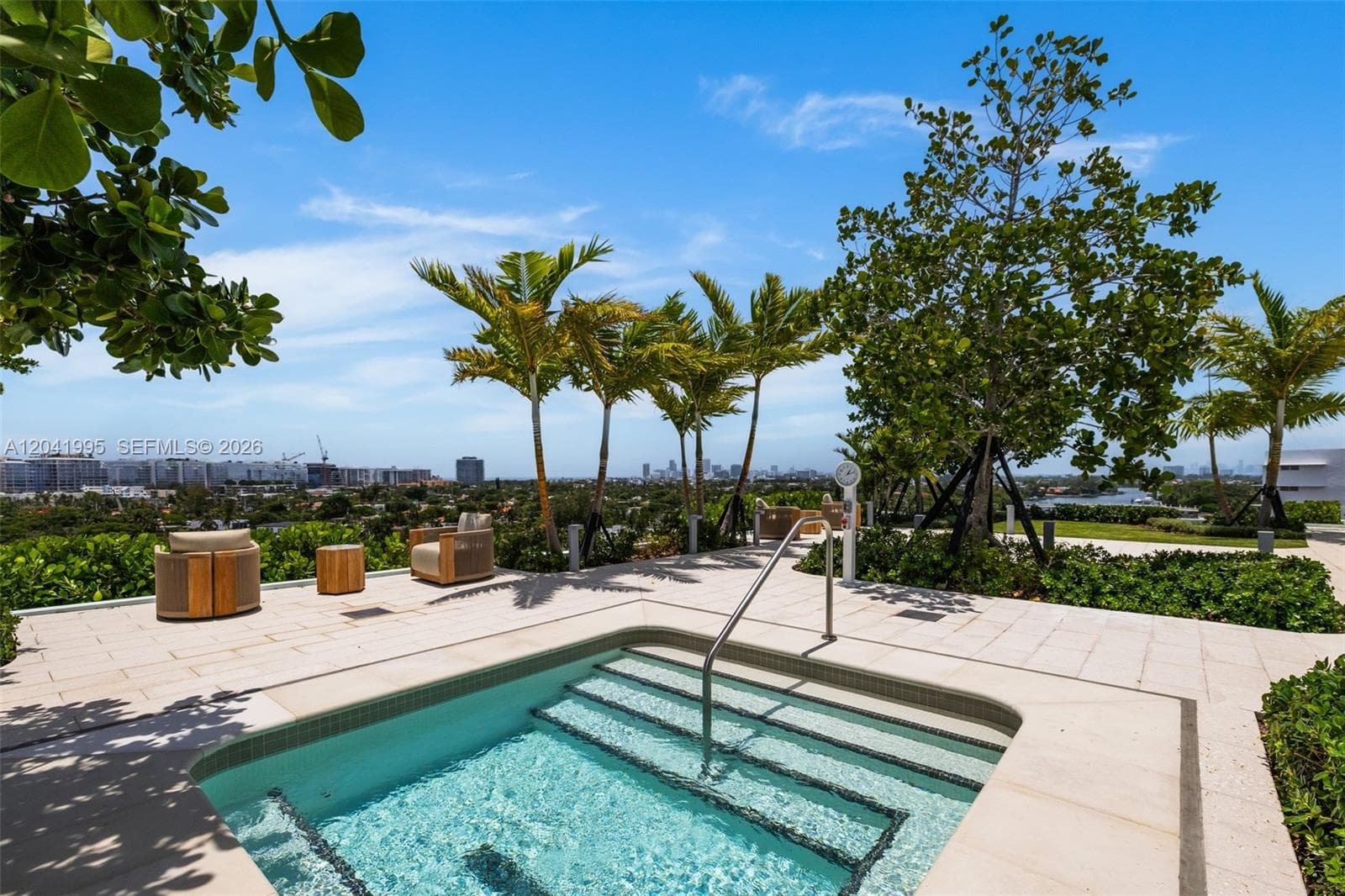LA BAIA BAY HARBOR ISLAND · #210 in Bay Harbor Islands - Photo 28