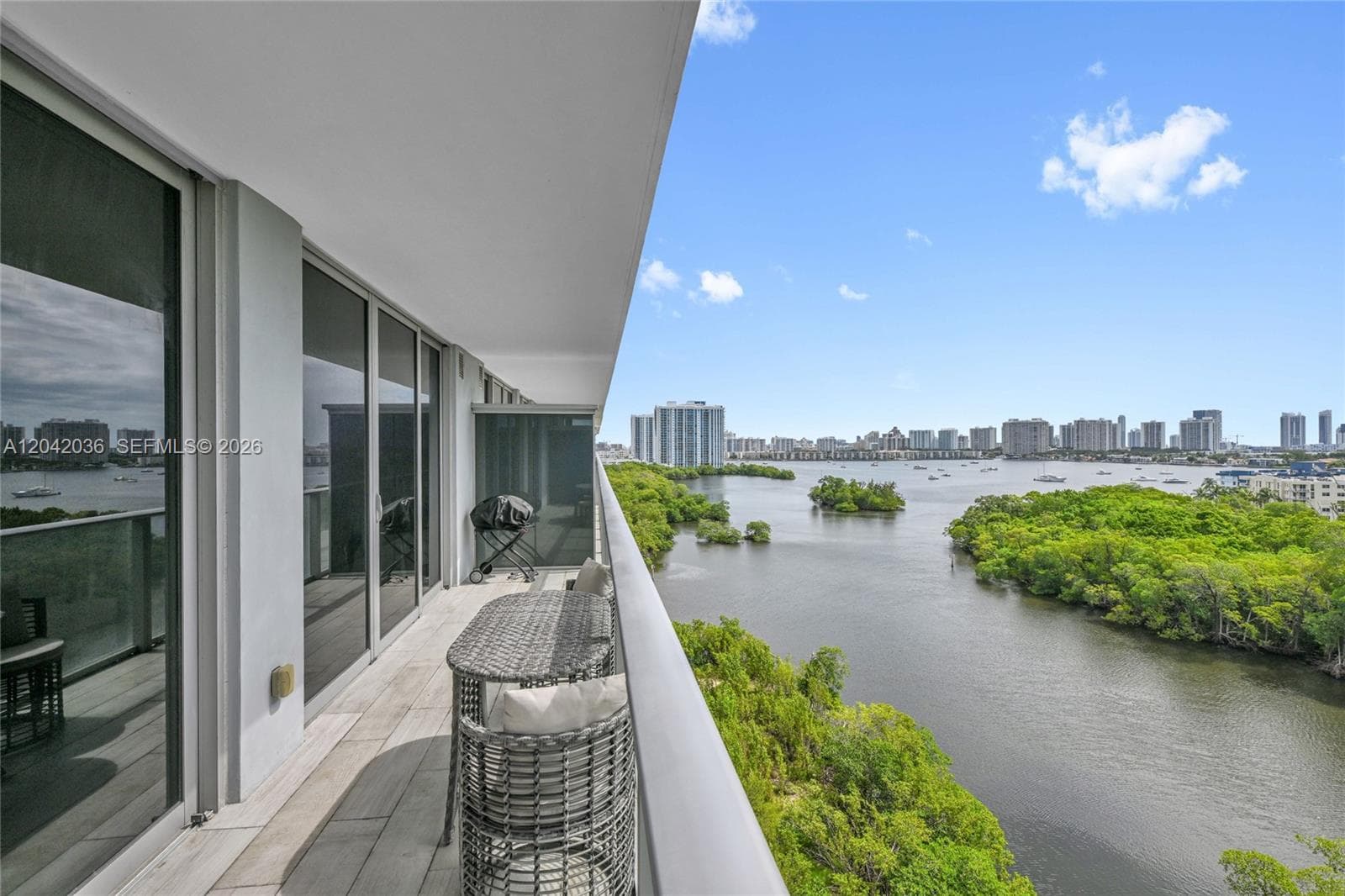 THE HARBOUR SOUTH CONDO · #1020 in North Miami Beach - Photo 19