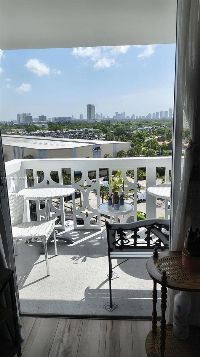 KEYSTONE HARBOR CLUB COND · #810 in North Miami - Photo 14
