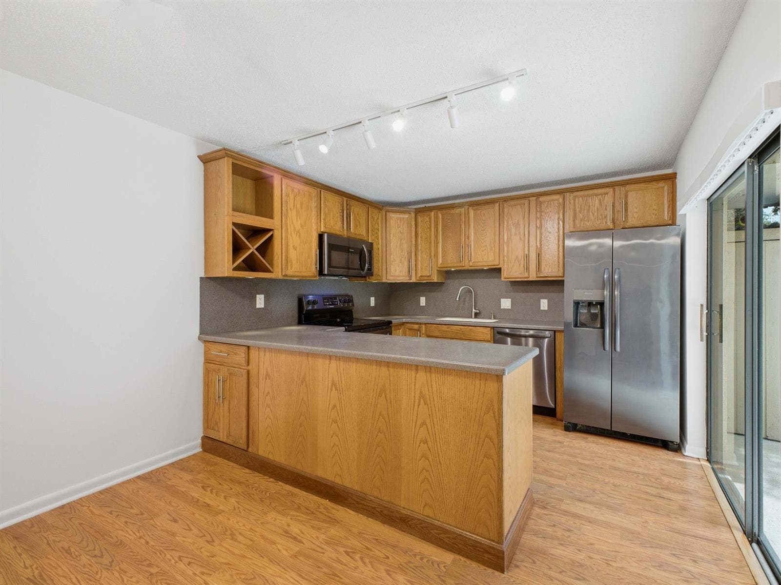 Kitchen_1