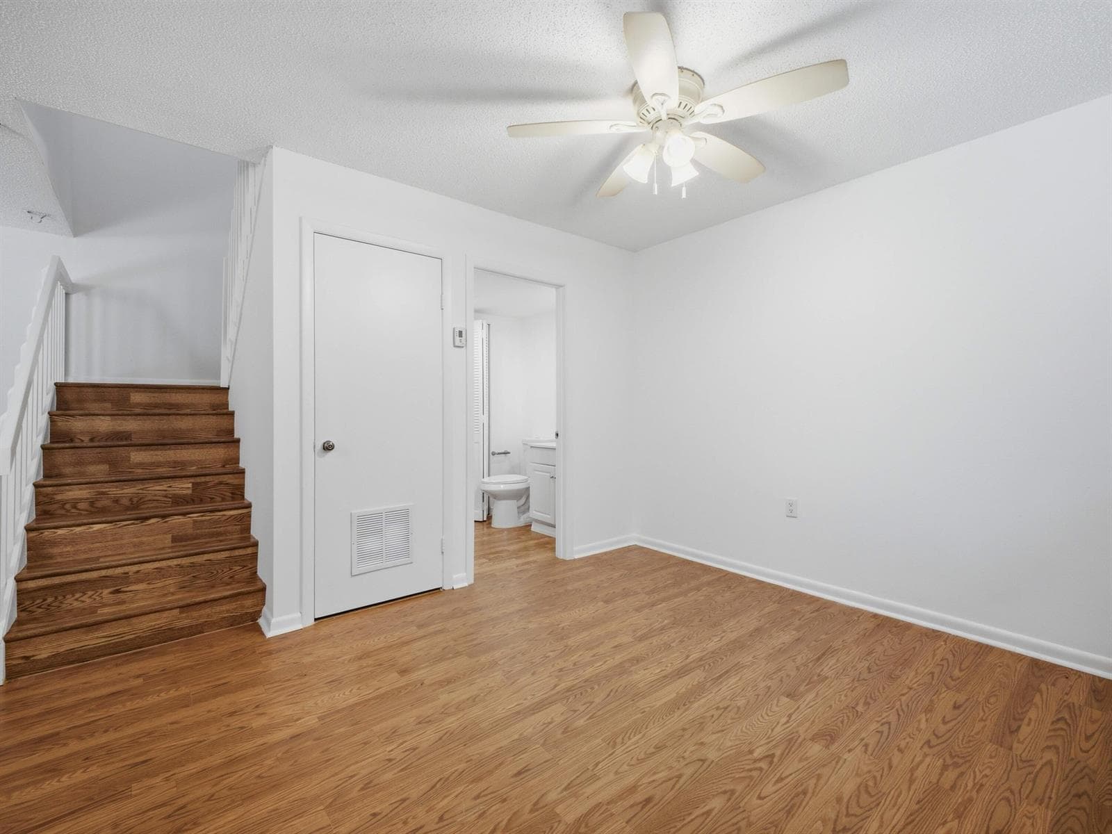 Dining_to_Half_Bath_Stairs