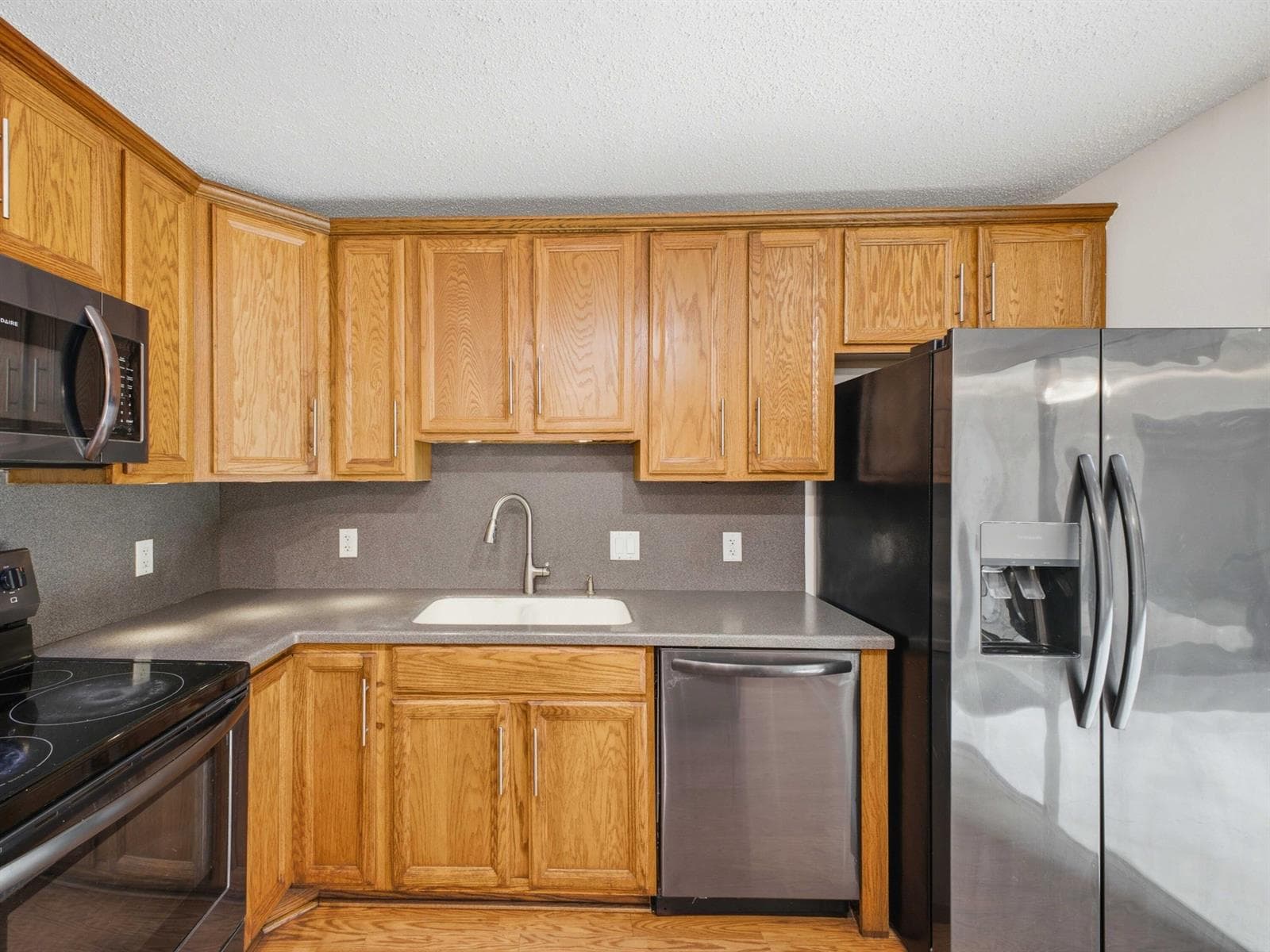 Kitchen_3