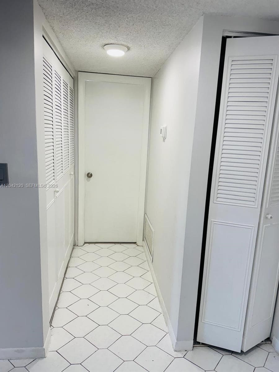 WILSHIRE CONDO · #218W in Miami - Photo 11