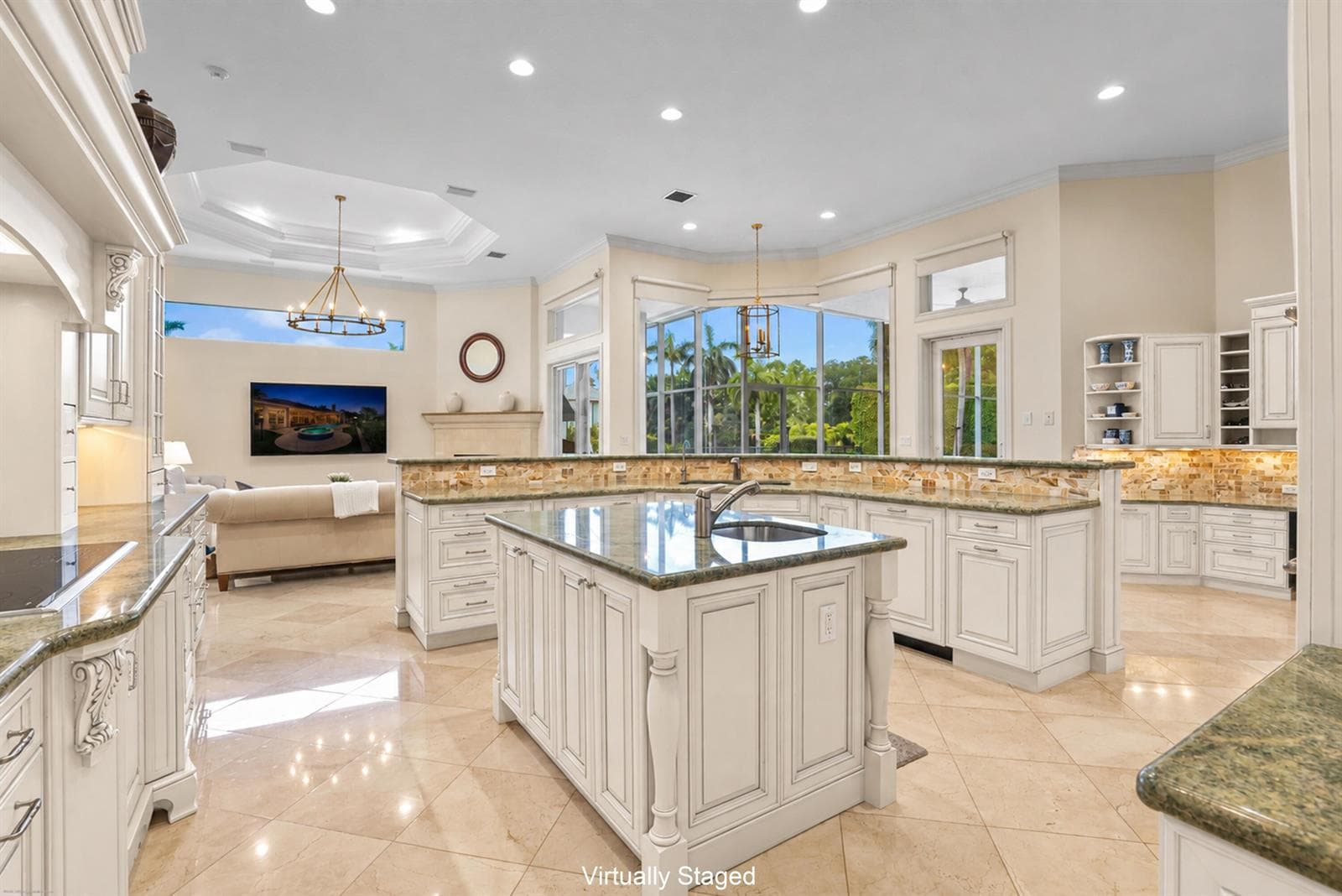 12809 Mizner Way 020a