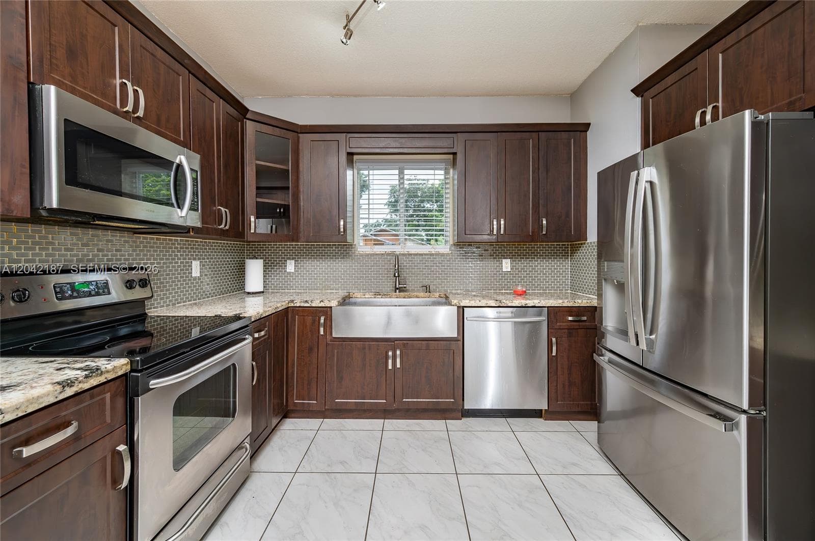 2750 NW 170th St photo 22